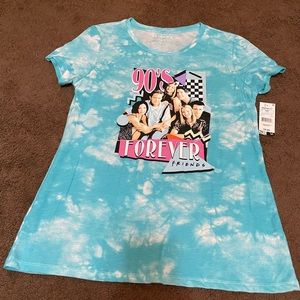 Juniors Graphic Tee. 90’s Forever Friends. Size XXXL